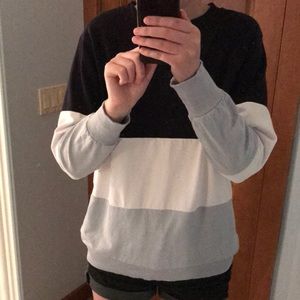 American Eagle Outfitters Tops - Color Blocked Long Sleeve Pullover American Eagle Outfitters Tops - Color Blocked Long Sleeve Pullover